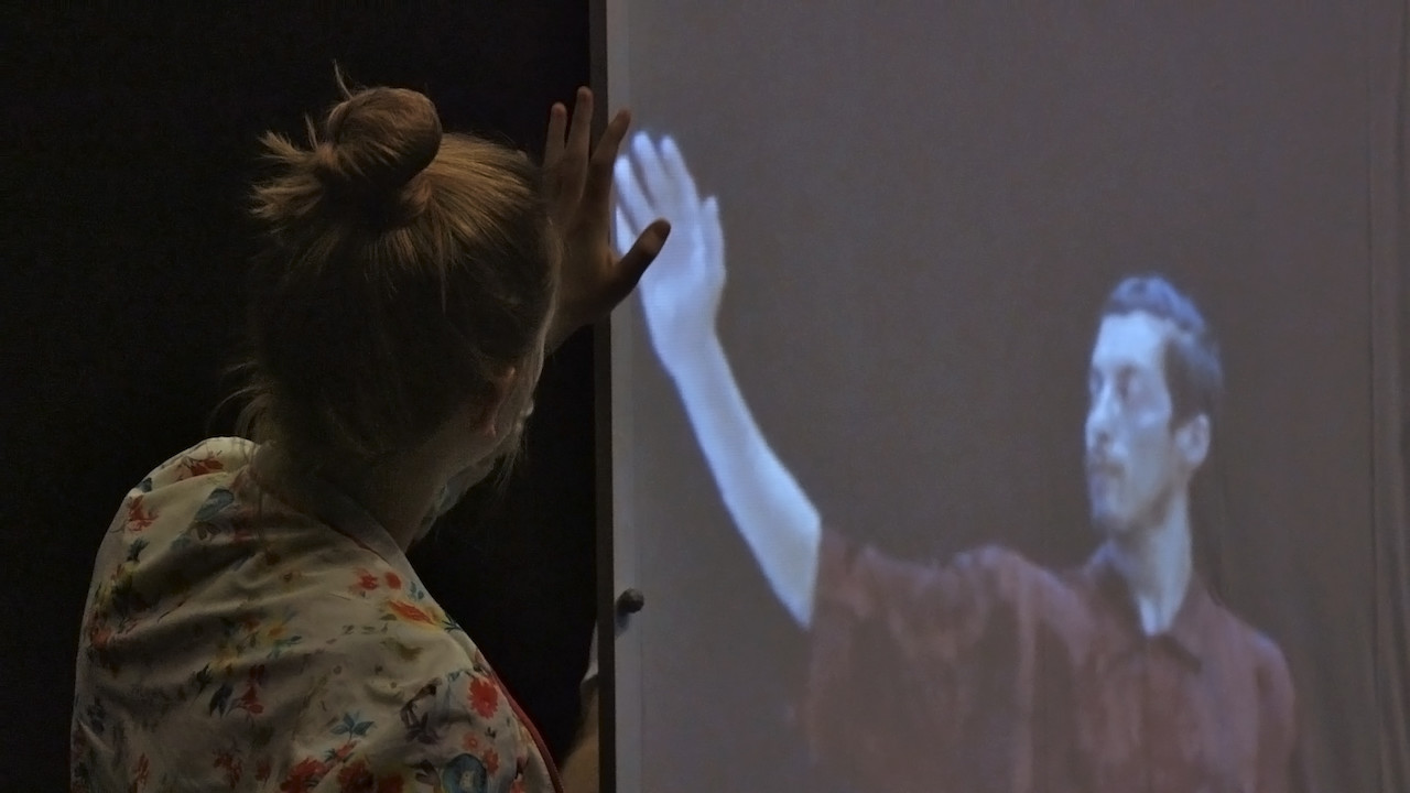 © Telematic Performance Format: Moving Screens, Sounds, and Bodies. Photo: Joel De Giovanni.